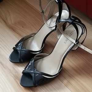 Ellen Tracy heels, new